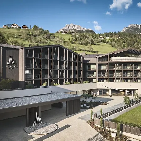 Ama Aparthotel *